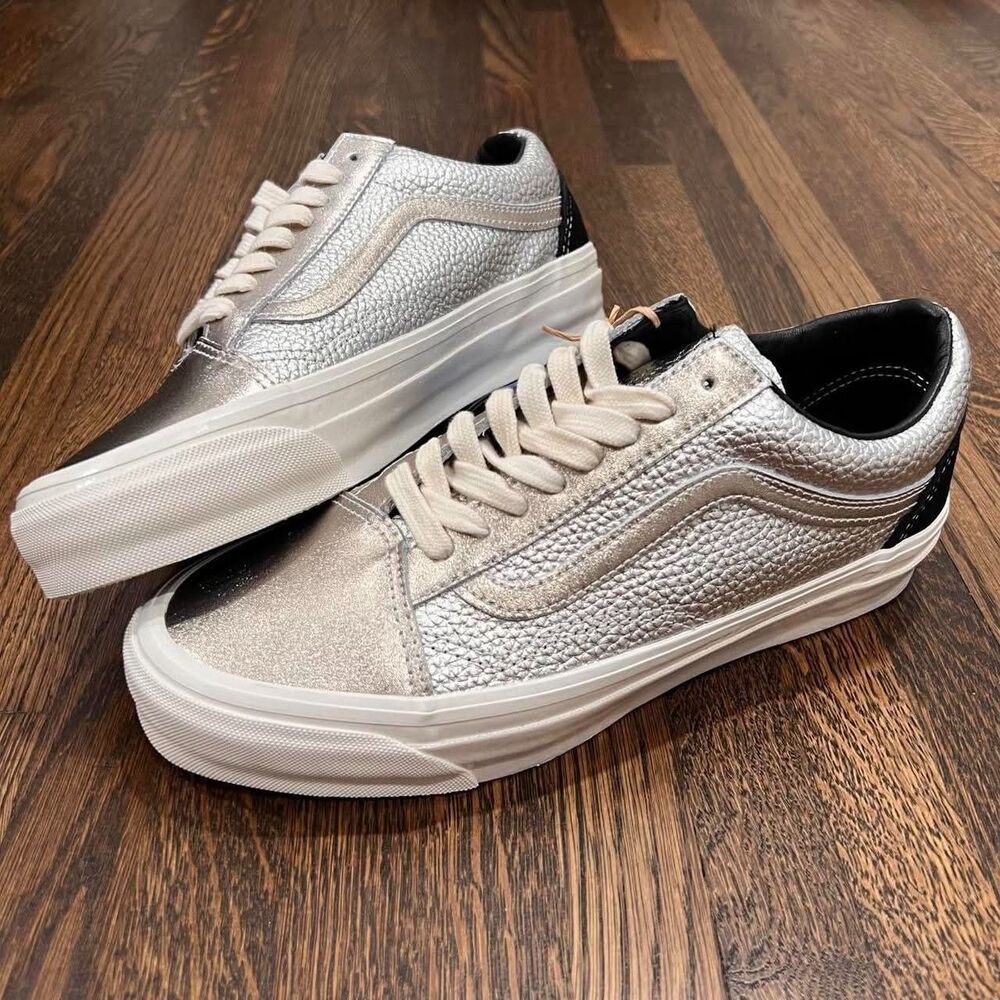 vans premium old skool 36 “precious medals silver” sneakers (9W/7.5M NWT RARE)